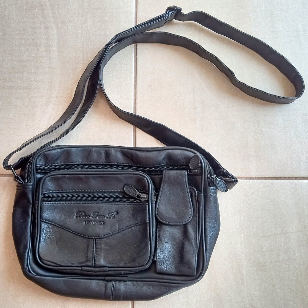 LEATHER CROSSBODY
